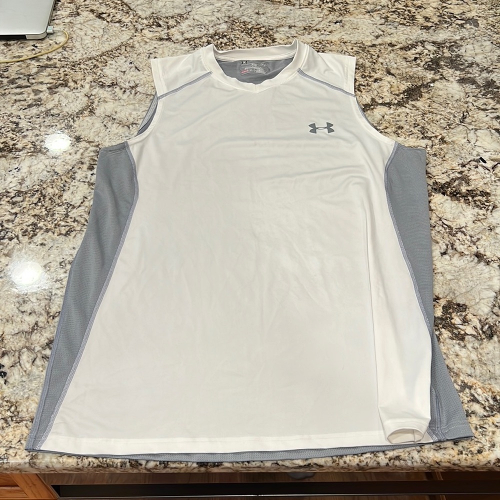 Under Armor fitted tank top